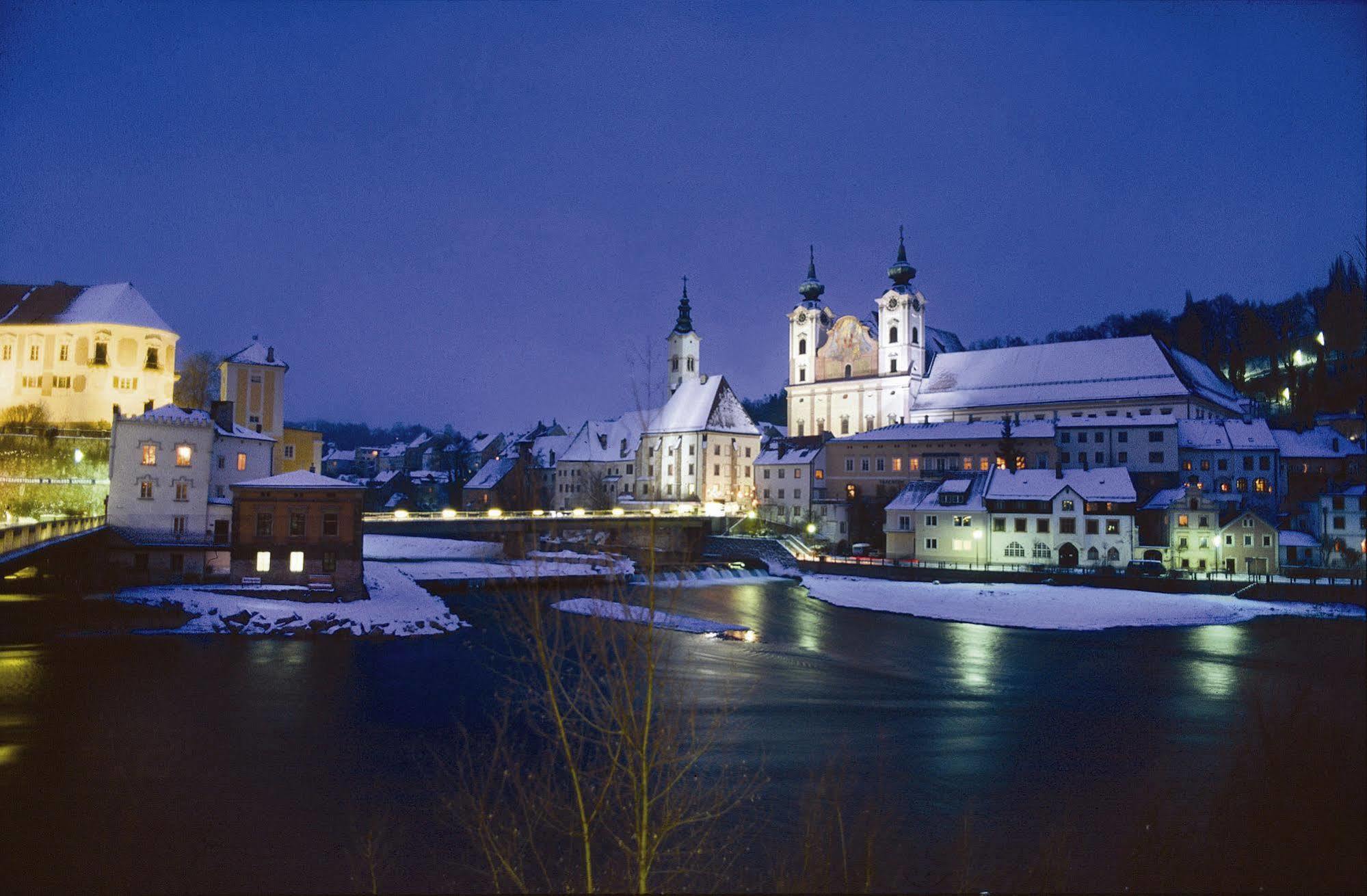 Hotel-Restaurant Minichmayr Steyr Exterior photo