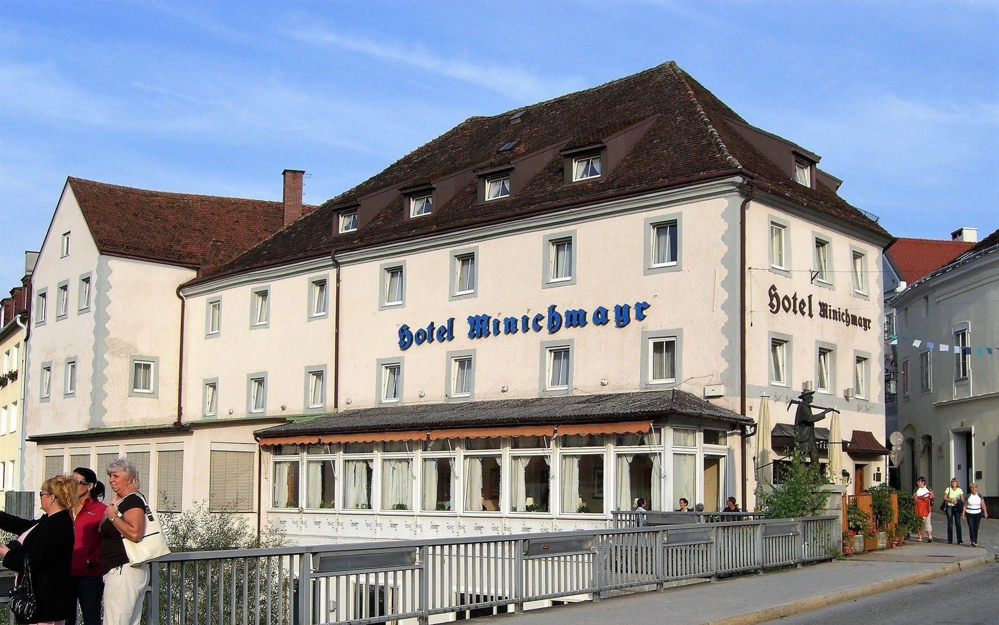Hotel-Restaurant Minichmayr Steyr Exterior photo
